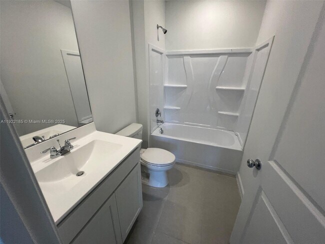 Photo - 5885 Sweetwood Dr