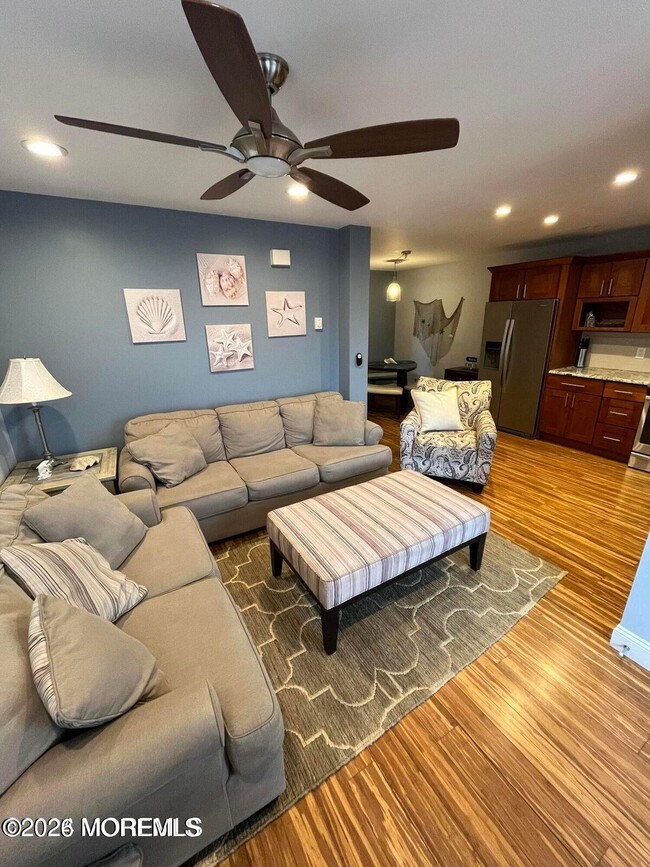 113 Lincoln Ave Unit 4