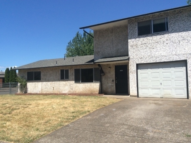 Building Photo - 670w13 Unit 680