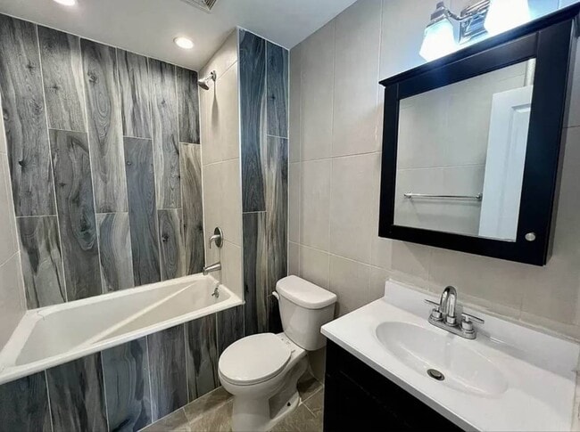 Photo - 1603 Yates Ave Unit 7