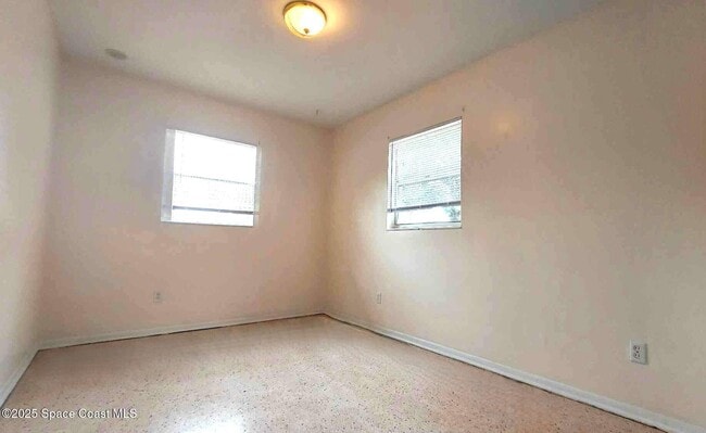 Photo - 1706 Pineda St