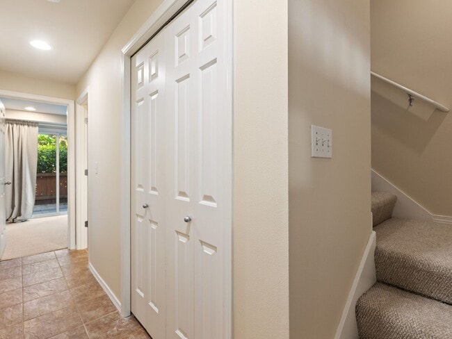 Photo - 3Bd Townhome in North Seattle