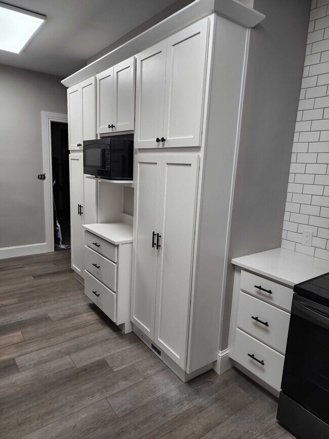Photo - 226 E 16th Ave