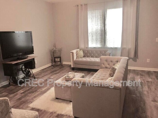 Photo - 1050 Lexi Ct