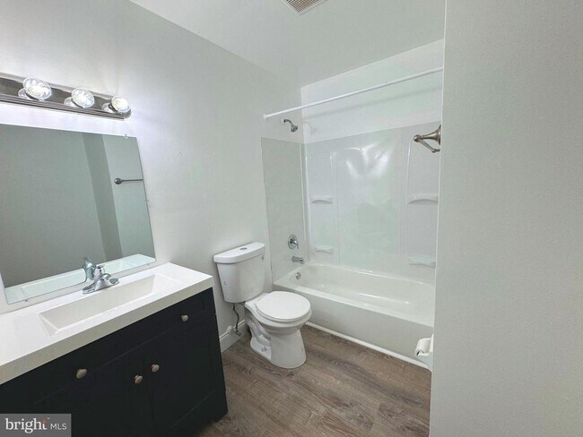 Photo - 400 Campbell Cir