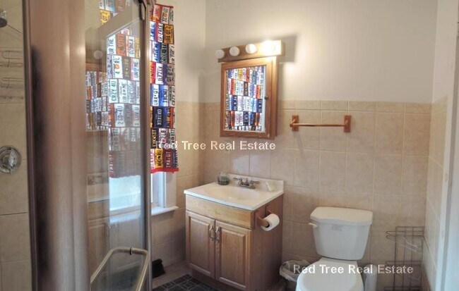 Photo - 44 Linden St Unit 1