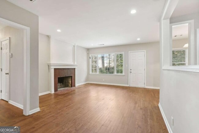 Photo - 1840 Camellia Dr