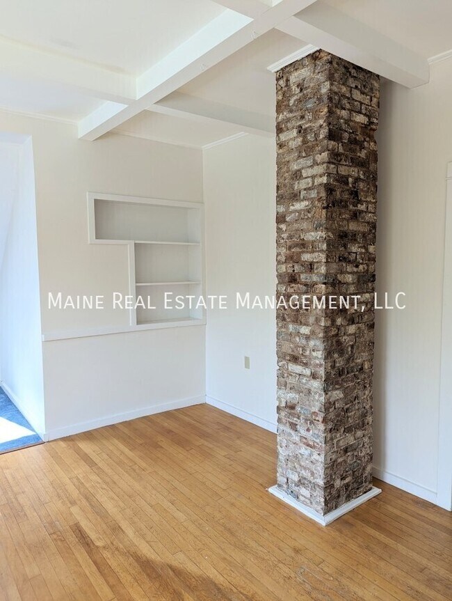 Photo - 54 Penobscot St Unit 1