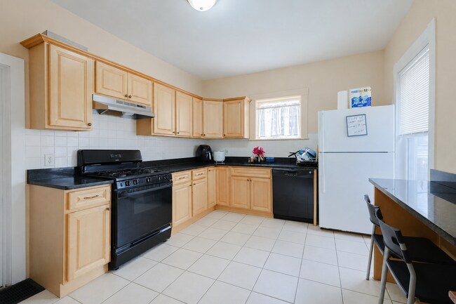 Photo - 14 Wadsworth St