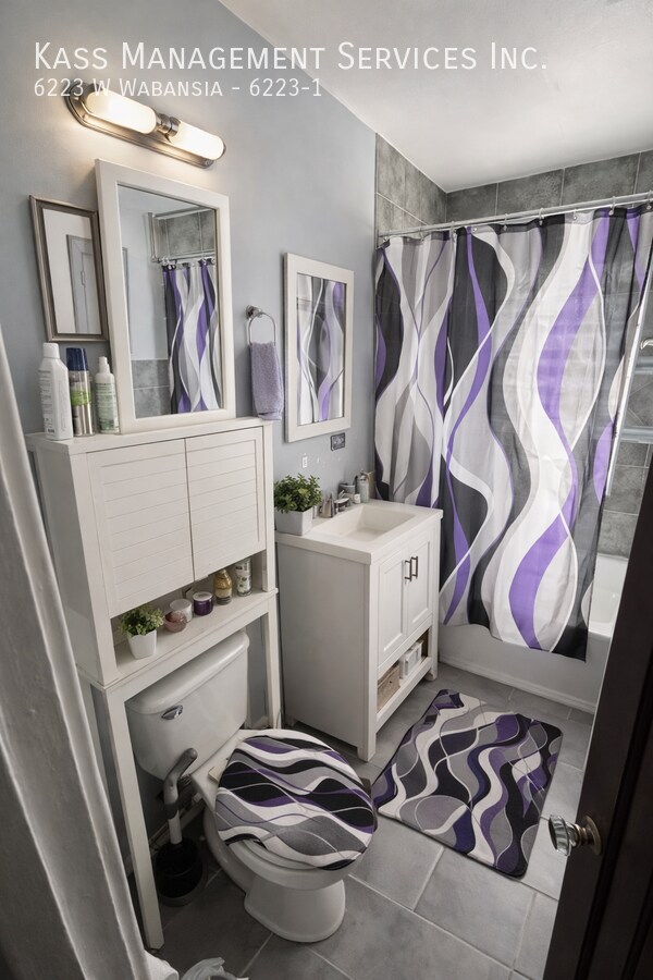 Photo - 6223 W Wabansia-6223-1 Unit 6223-1