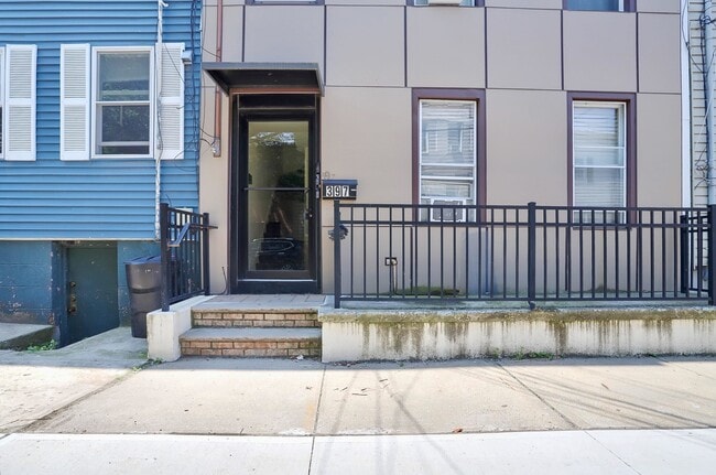 Photo - 397 1st St Condo Unit 3