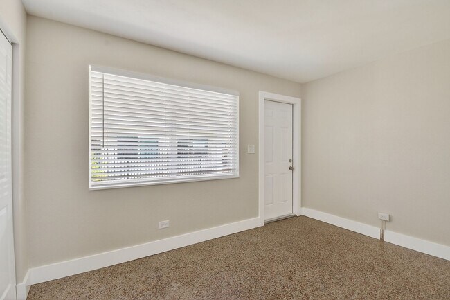 Photo - 58 W 27th St Unit 2