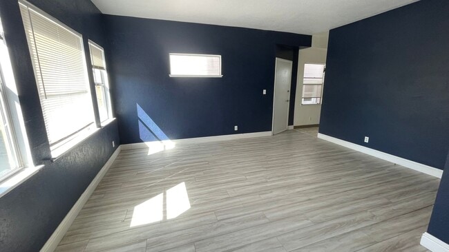 1530-1532 Filbert St