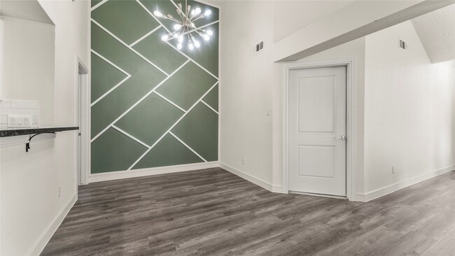 Photo - 2107 Charlton House Ln