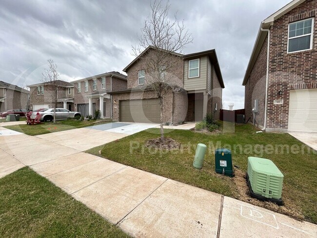 Photo - 319 Pennsylvania Ave