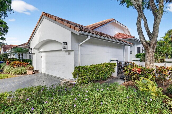 Photo - 2201 NW 53rd St