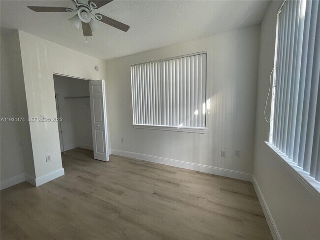 Photo - 6851 SW 44th St Unit 301