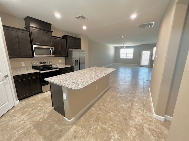 Photo - 1255 N Arizona Ave