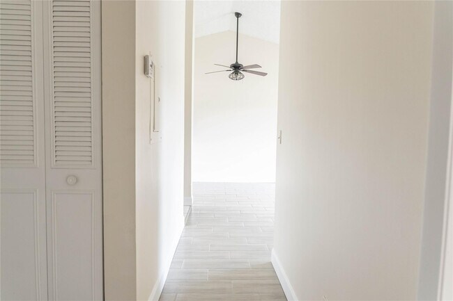 Photo - 11686 NW 39th St