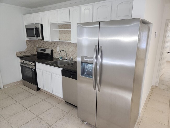 Photo - 210 NW 13th Ave