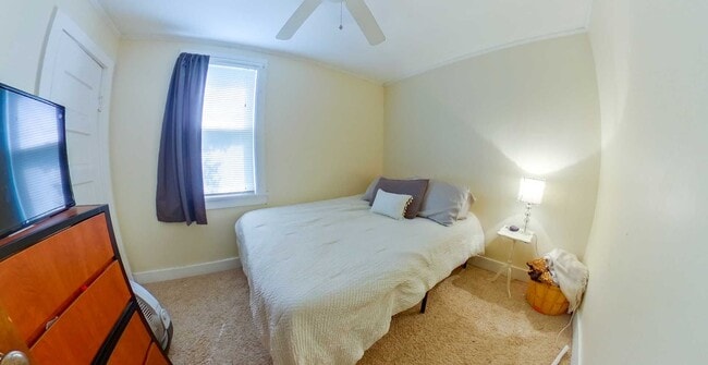 Photo - 3D Tour Available - Stand Alone House + Attached Garage + Pet Friendly! Available April 22nd!