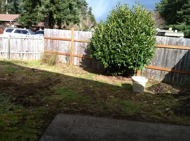 Photo - 917 142nd Ave SE