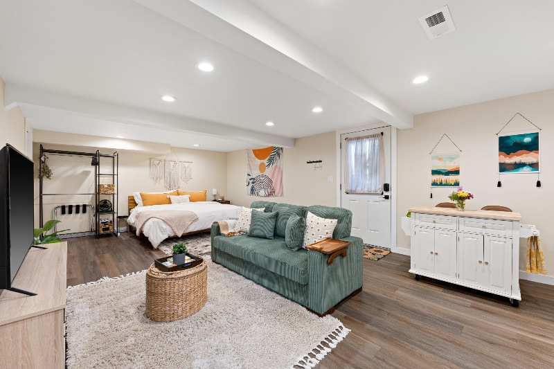 Photo - 1234 NE Valley View Ln