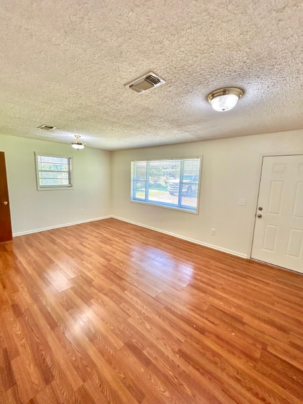 Photo - 359 Wells Dr