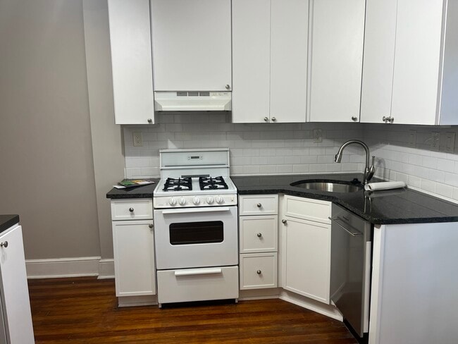 Photo - 126 S Bellevue Ave Unit first floor