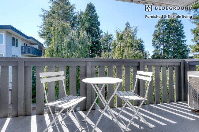 Photo - 655 S Fair Oaks Ave Unidad FL2-ID1443