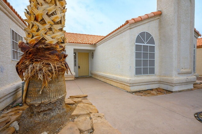 Photo - "Charming 3-Bedroom Oasis on Akamine Ave – Spacious 1702 Sq. Ft. with 2 Full Baths!"