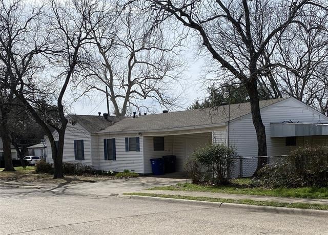 Photo - 3803 Poinsettia Dr