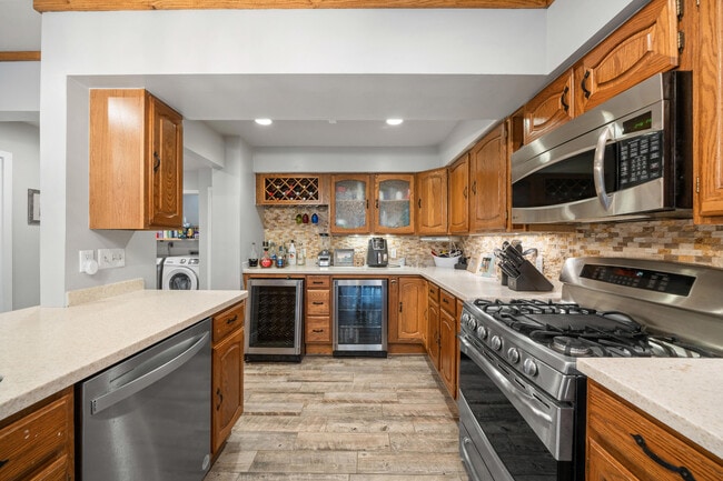 Photo - 814 Kendall Ln