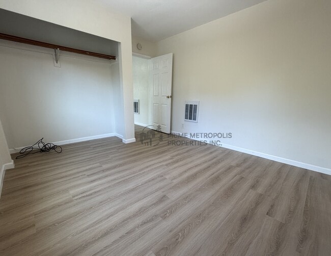 447 Haddon Rd Unidad 447 L