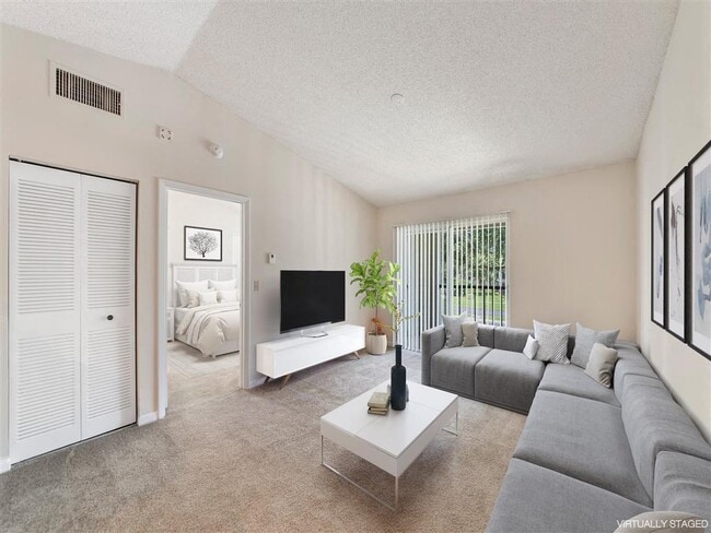Photo - Turtle Cove Apartamentos