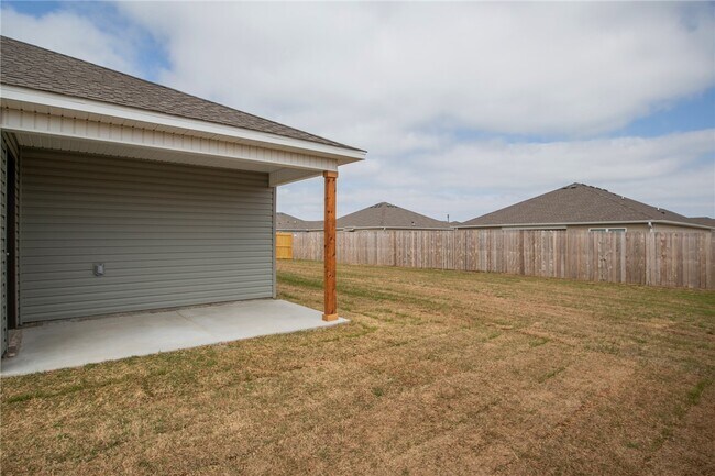 Photo - 2720 Gorman St