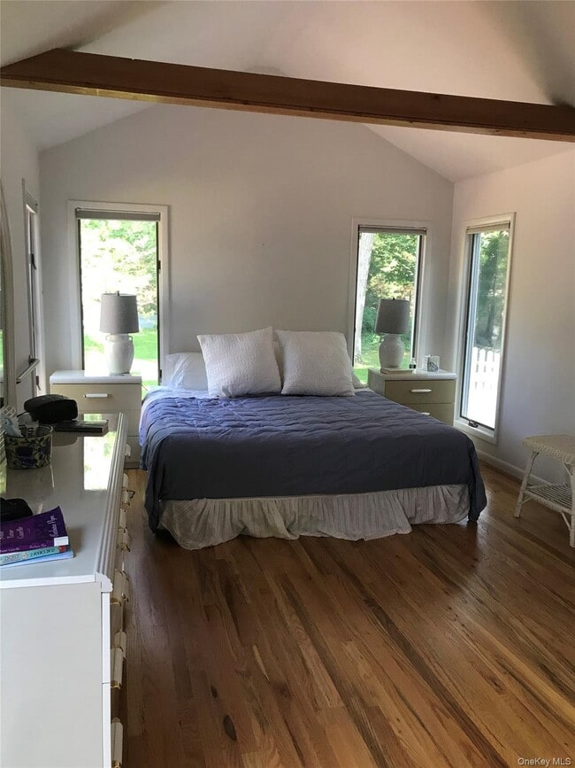 Photo - 20 Basket Neck Ln