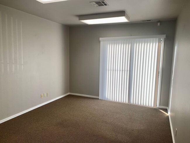 Photo - 601 N Kelly Ave Unit #107 - Y