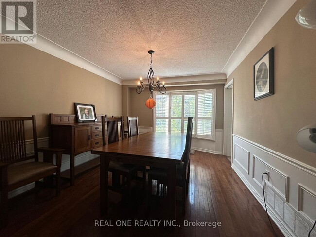 Photo - 3944 Glamis Ct