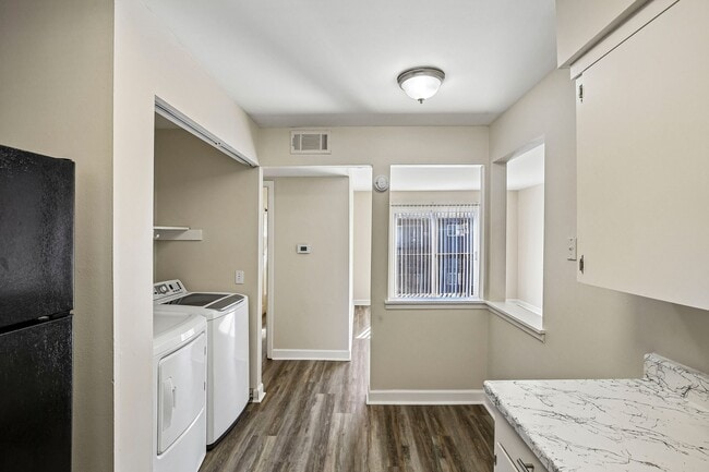 Parkville Place Apartments