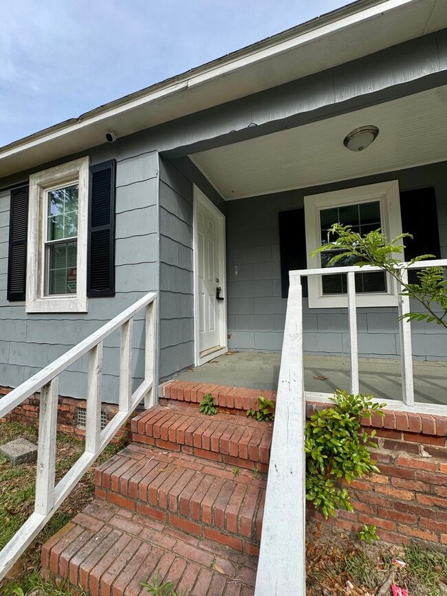 Photo - Unit A – Front Home