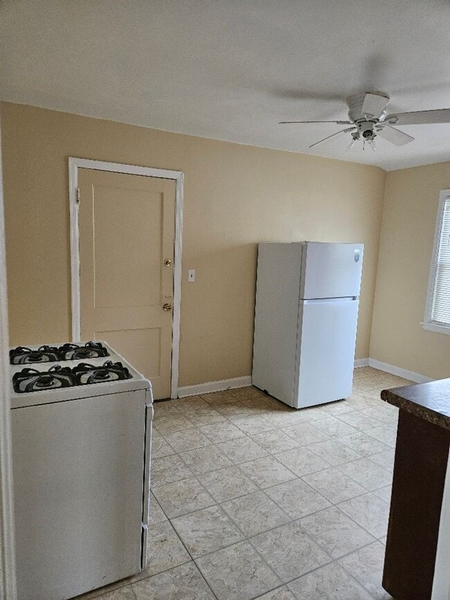 Photo - 4522 N Teutonia Ave Unit 4