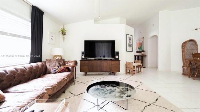 Photo - 5449 Grande Palm Cir