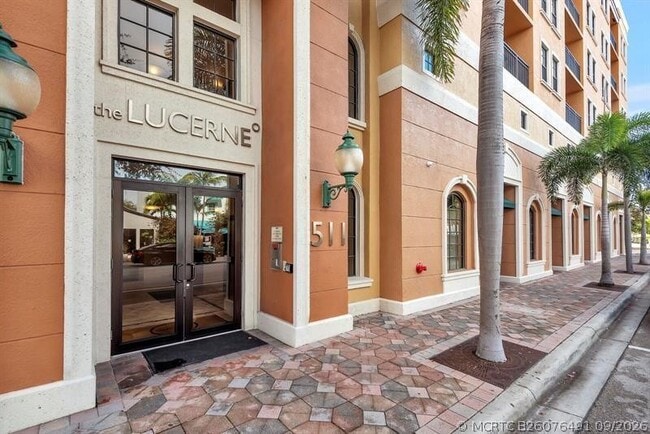 Building Photo - 511 Lucerne Ave Unit 616