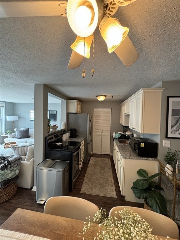 Photo - 128 Tudor St Unit C