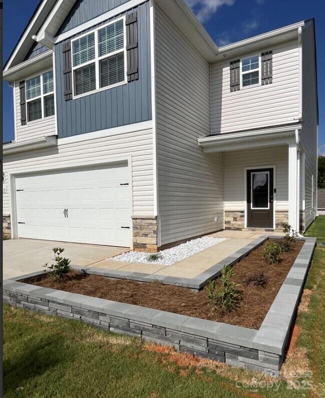 Photo - 2131 Transatlantic Ave