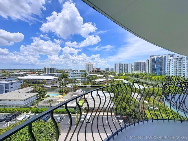 Photo - 3250 NE 28th St Unit 809
