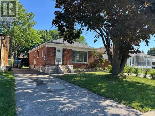 Photo - 130 Budea Crescent