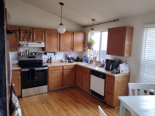 Photo - 4BR 2BA Home on 6015 sq ft Lot Adjacent to Open Space