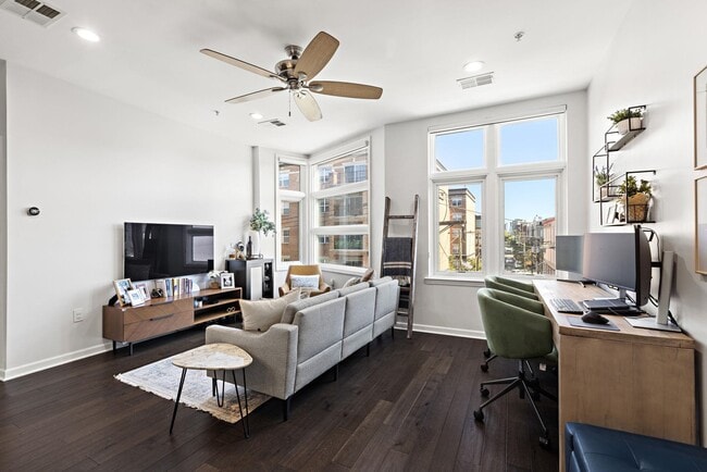 Photo - 1100 Adams St Unit 405